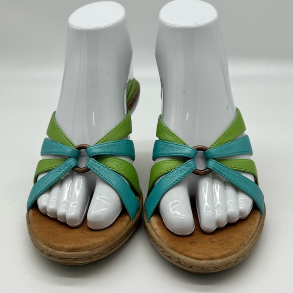 Sofft Green/Blue Leather/ Wood Heels - Picture 4 of 10